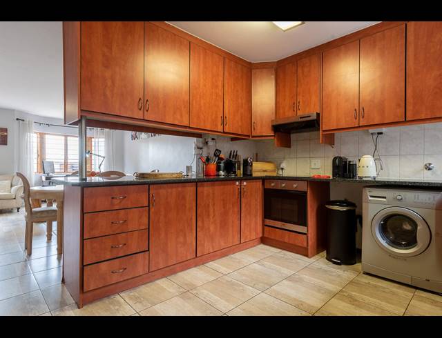 2 BEDROOM DUPLEX SOLD IN MEYERSDAL